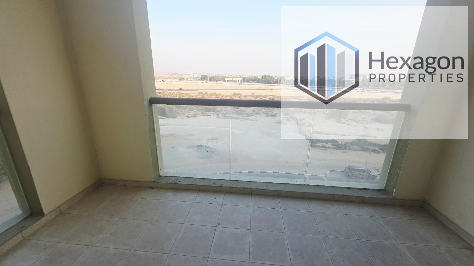 SPACIOUS 1 BHK | PRIME LOCATION | VACANT | FOR AFFORDABLE PRICE OF AED 62,000