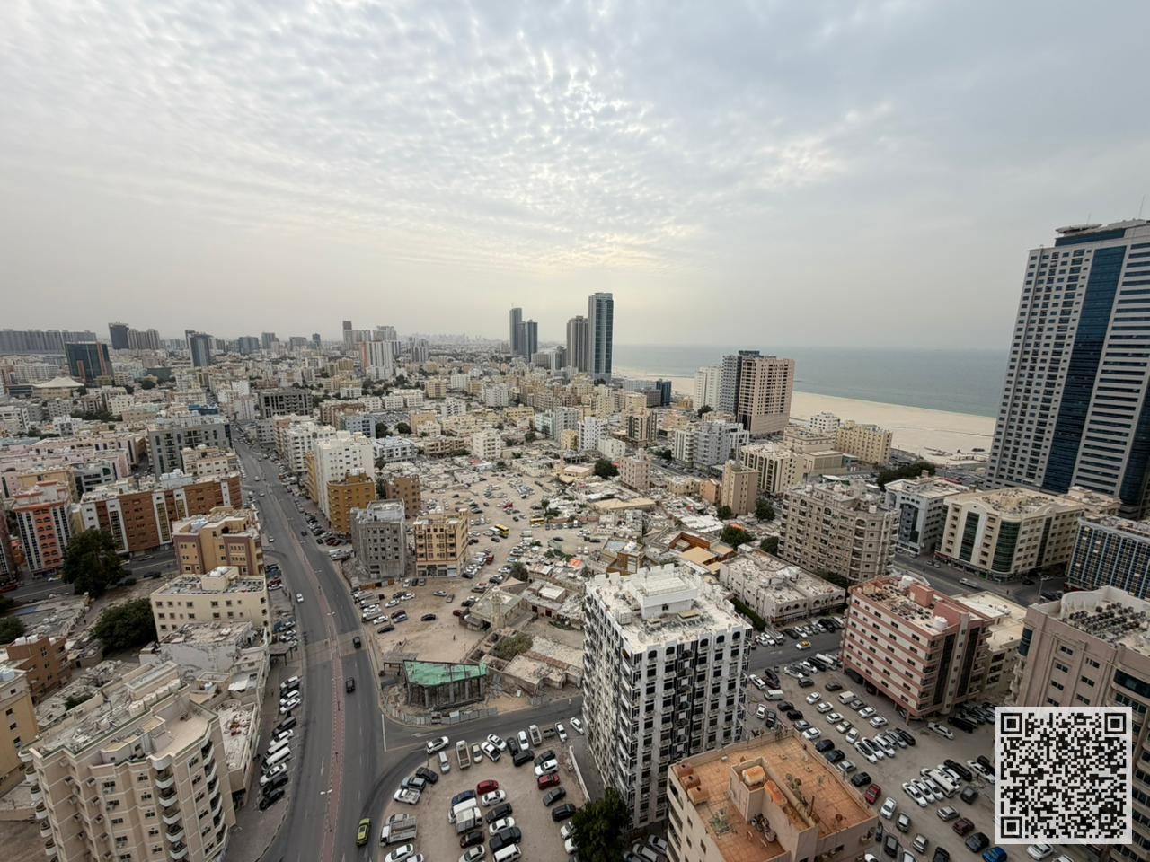 Luxurious 2-bedroom apartment for monthly rent in Ajman Corniche, Al Diwan Towers Enjoy the finest lifestyle with a full sea view! A fully furnish