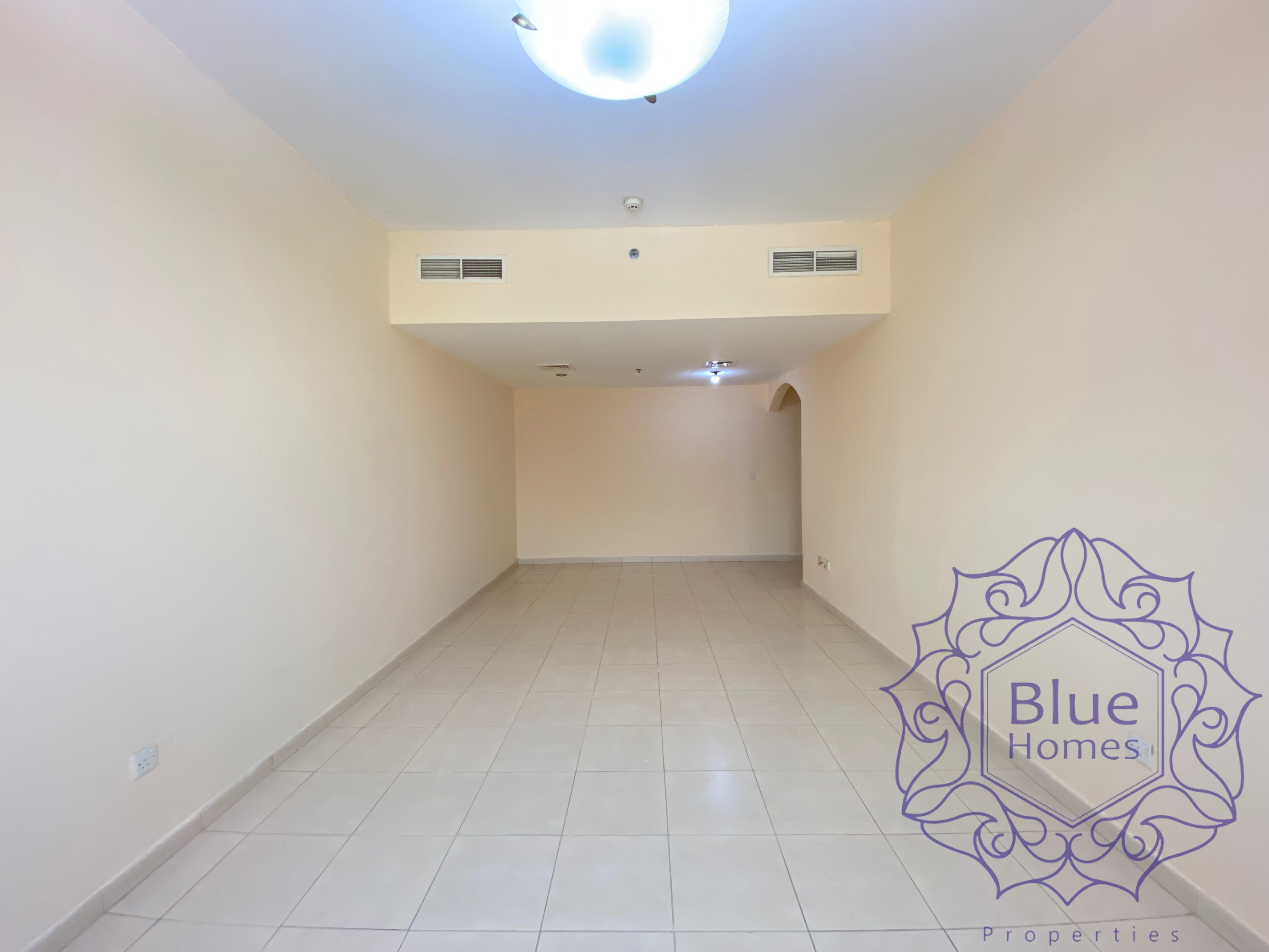1 BHk | Amazing unit | big size | gym pool |