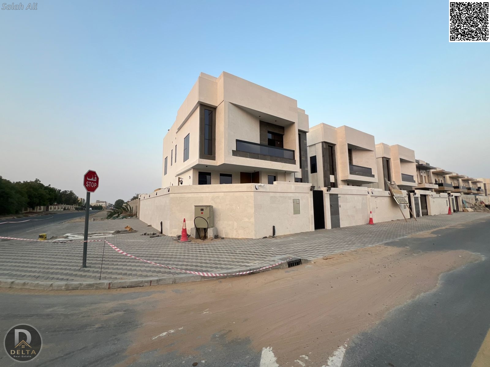 Special cash price for a villa including registration and ownership fees. Freehold ownership for all nationalities. Strategic location near Sheikh Moh