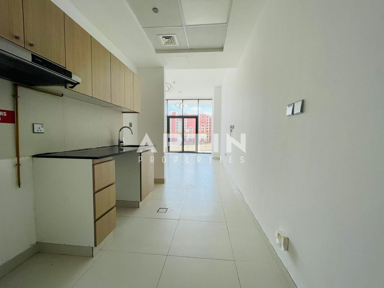 Unfurnished Studio for Rent | Binghatti Sapphire – DSO