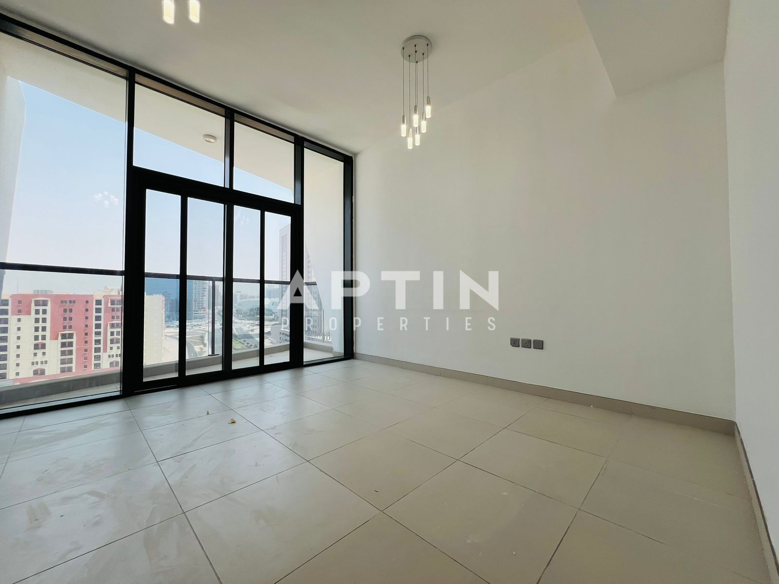 Spacious Unfurnished 2 Bedroom Apartment with Laundry Room for Rent