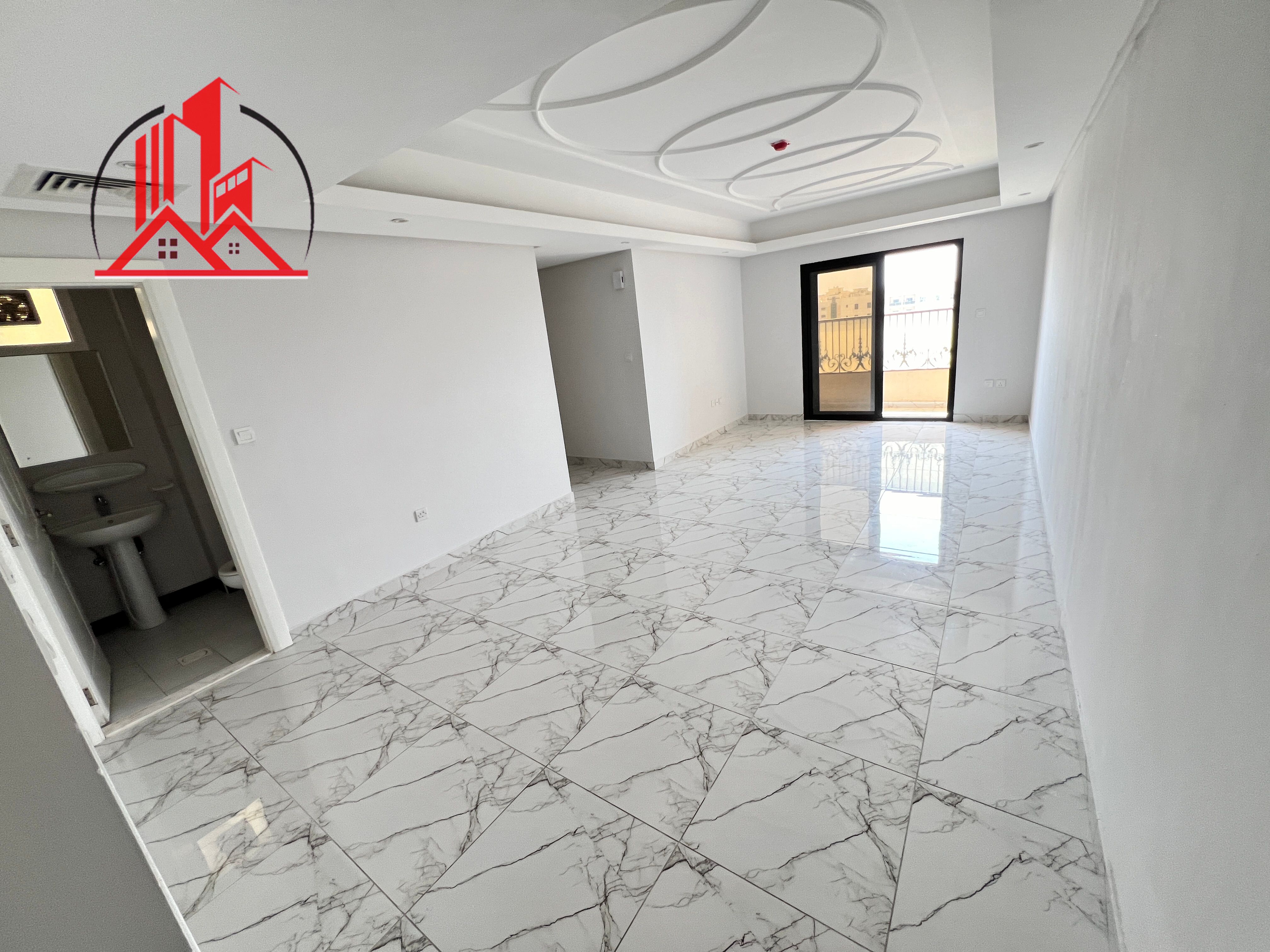 Lavish 3bhk Close To Park Easy Exit Balcony Wardrobe Like a brand new Free Parking