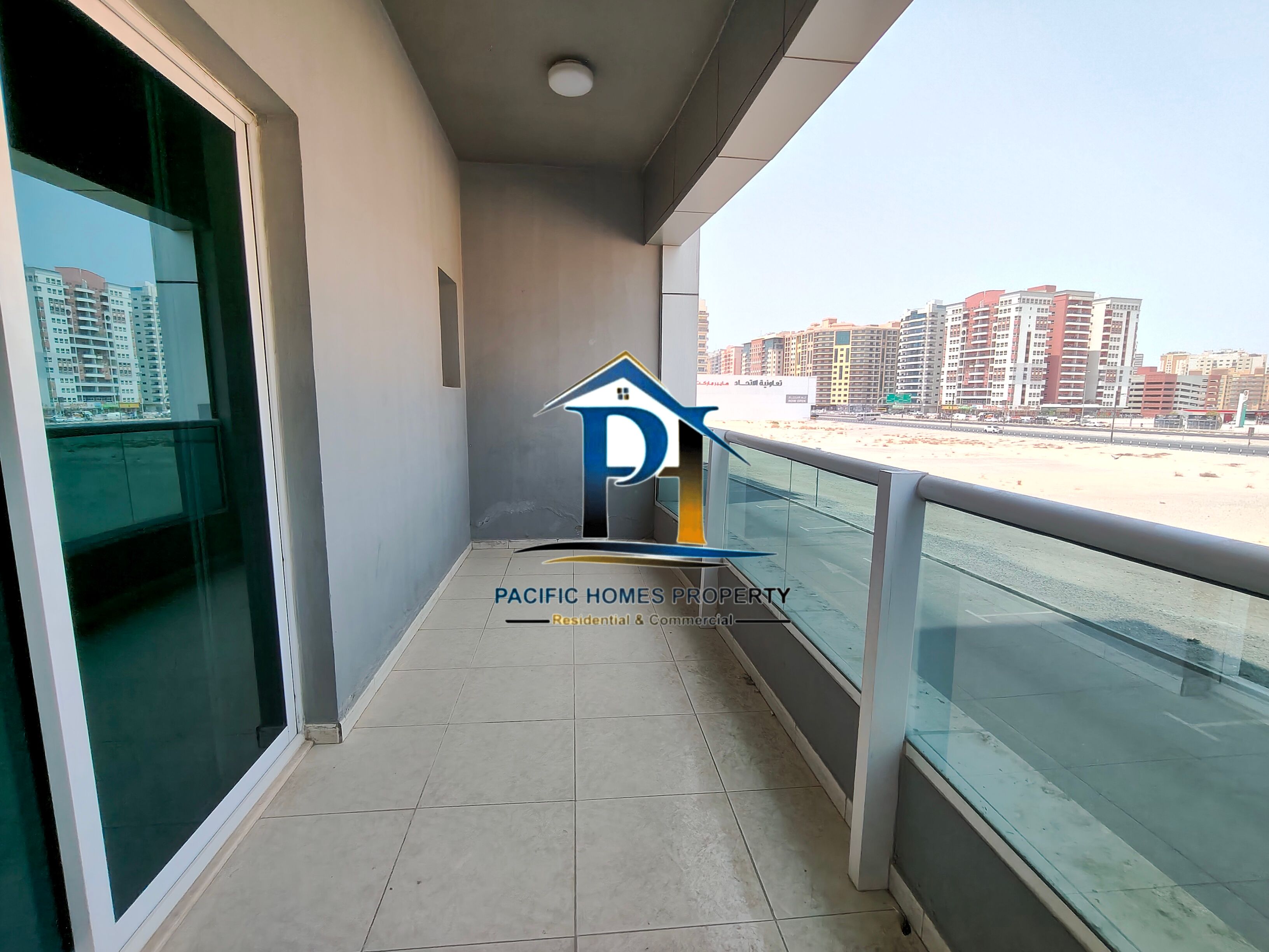 "" STAFF ACCOMODATIONS "" FAMILY SHARING " APARTMENT AVAILABLE WITH ALL FACILITIES ONLY FOR 100K CALL NOW MR FARHAN