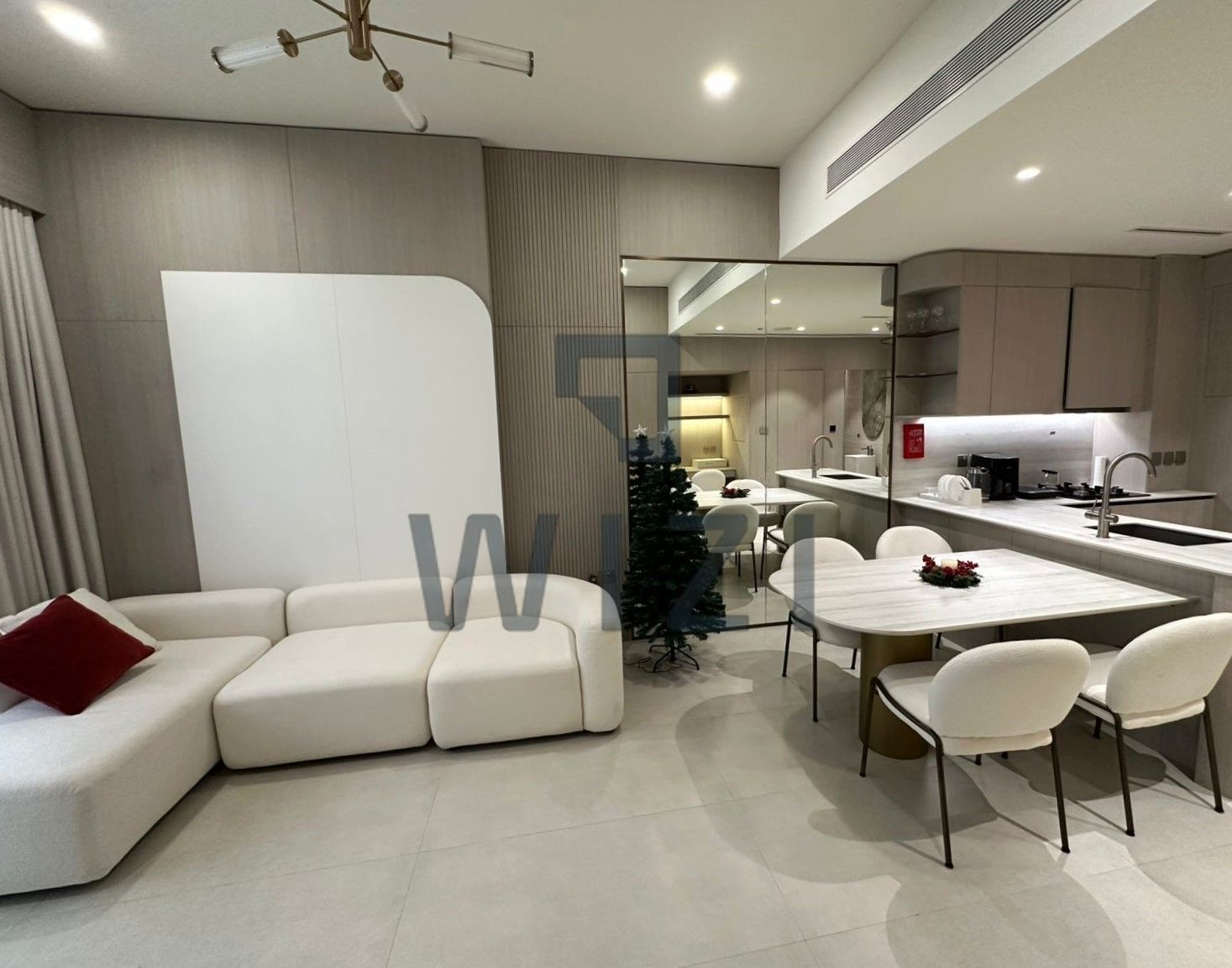 Middle Floor | Furnished | Community View