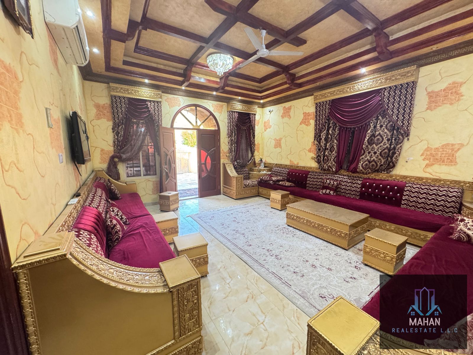 Exclusive Villa for Sale | Al Rawdha 3 – Ajman A well-maintained villa located in Al Rawdha 3, offered direct & exclusive.