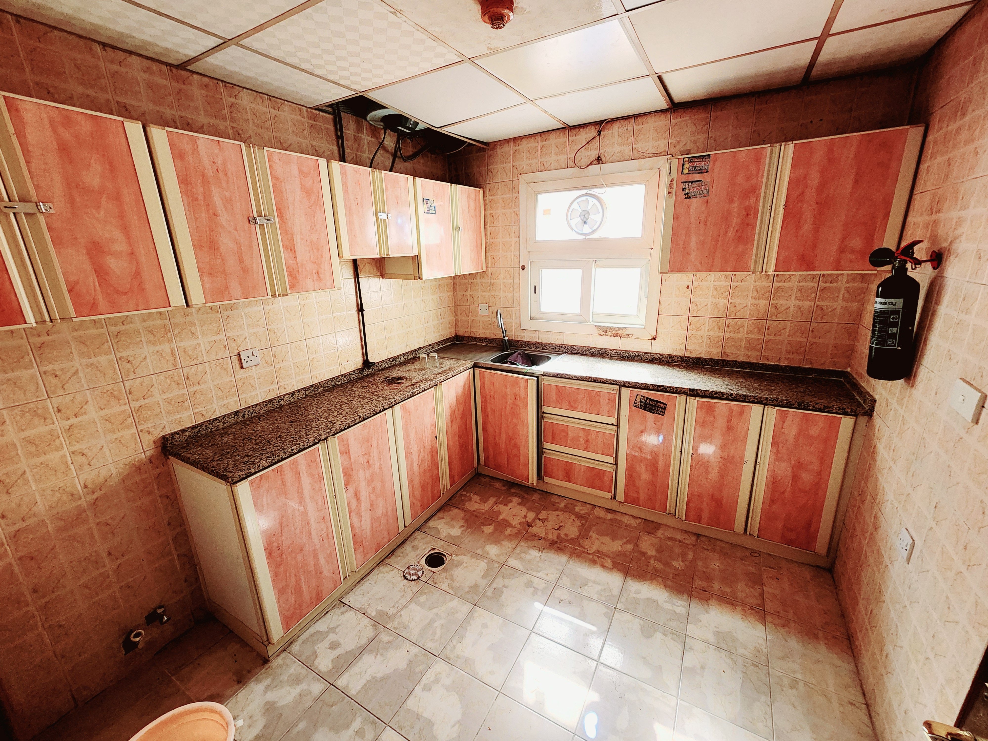 Luxury 1BHK full family near Bus station only 29k