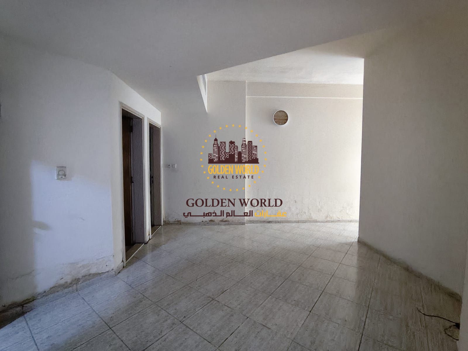 Studio apartment with balcony in Al Majaz 2, separate kitchen & free AC, prime location near services, AED 28,000 yearly.