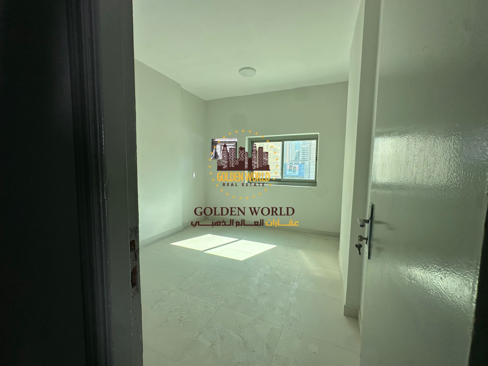 2BR apartment with balcony, first tenant after renovation, strategic location, split AC, great offer at AED 41,000 yearly.