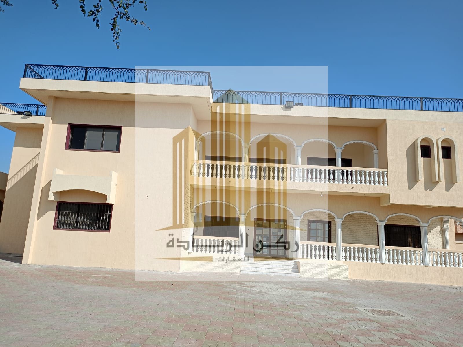 Luxury corner villa for sale on two streets in Al Khuzamiyah