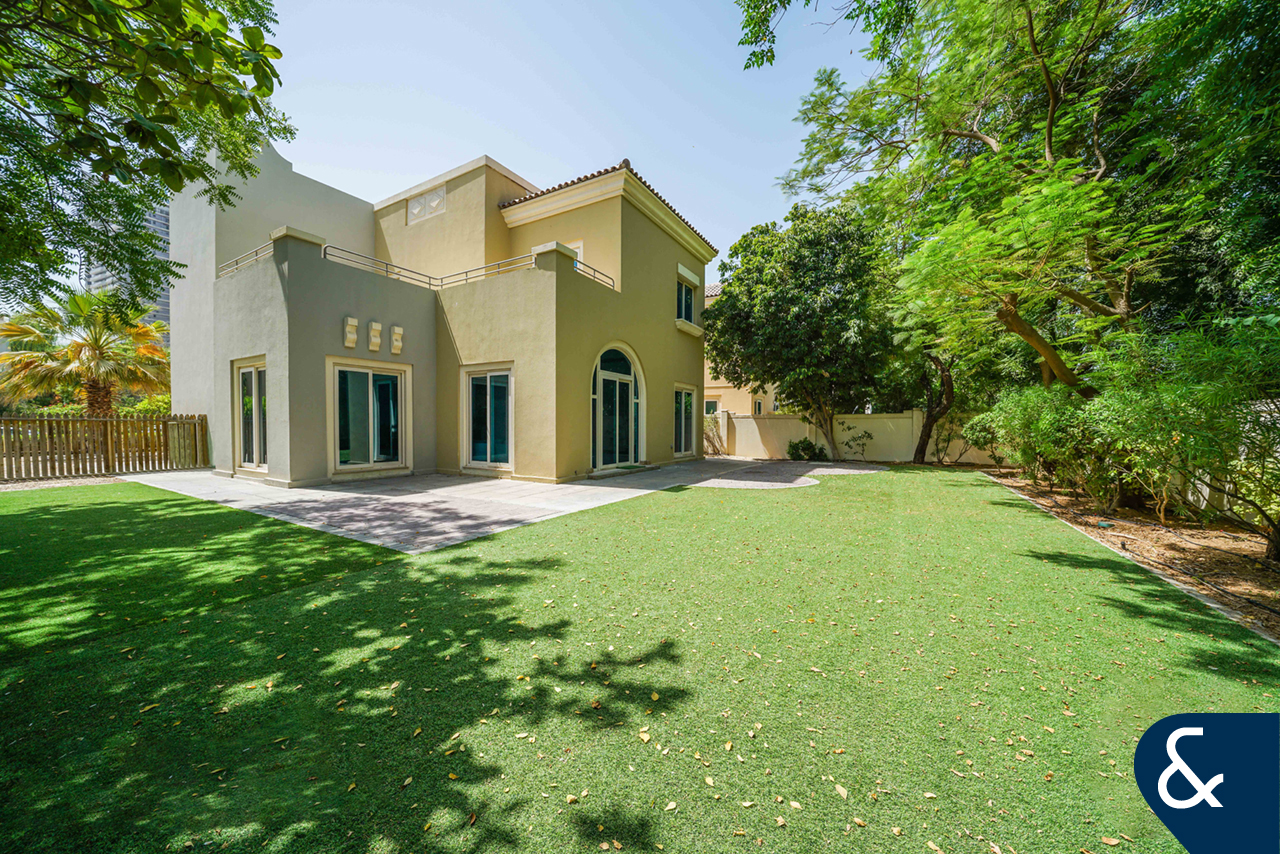 Five Bed C2 | Park Backing | Prime Location