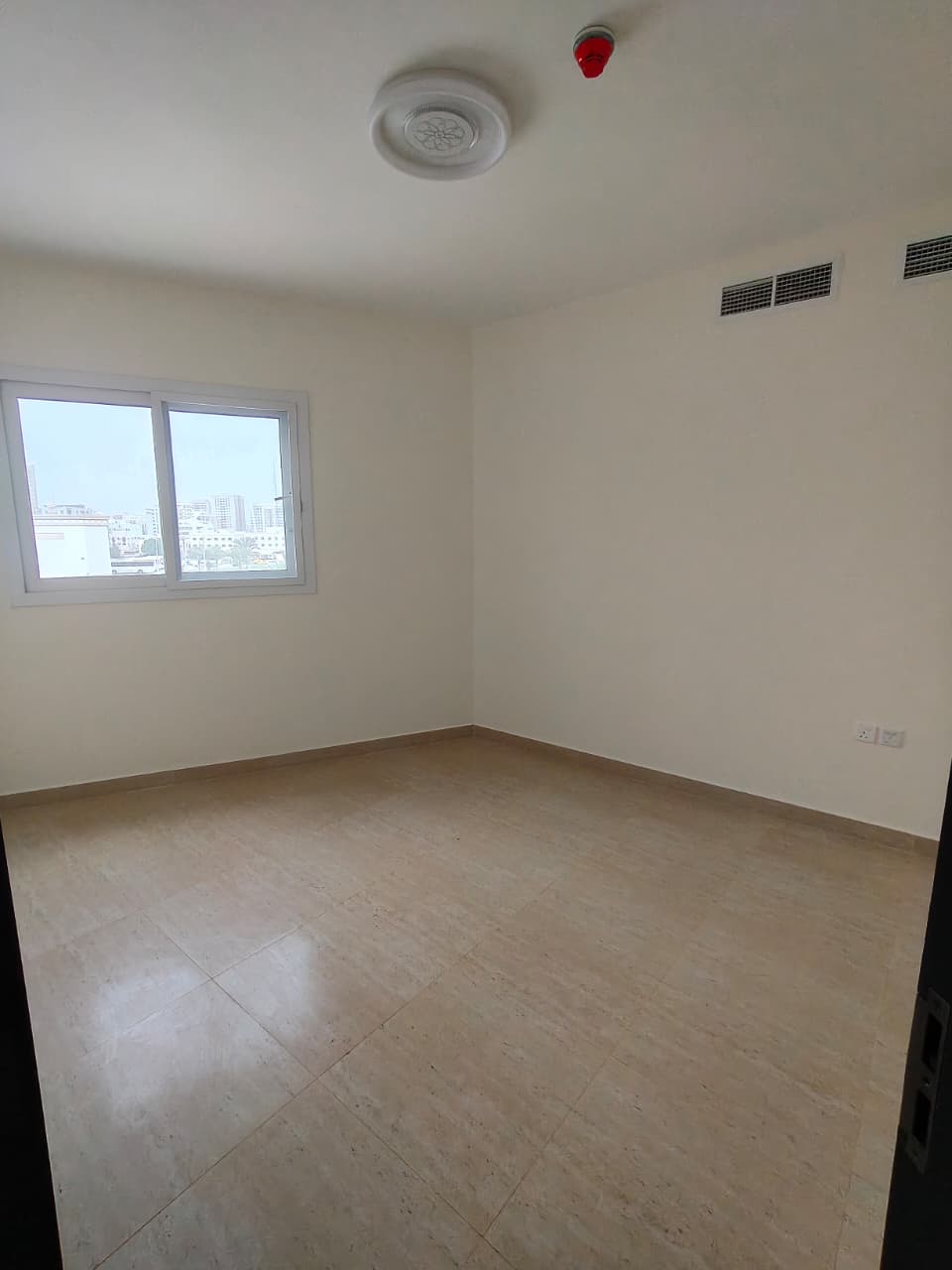 Beautiful brand new two bedroom apartment with living room in Sharjah Al Musalla. Family residence, close to all services, ideal for families seeking