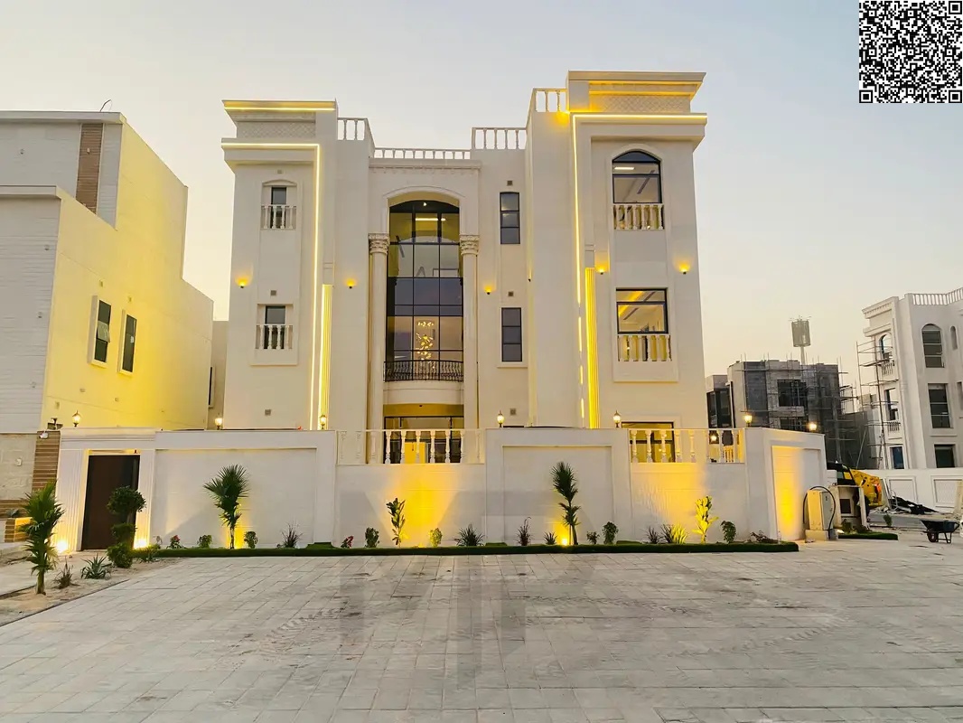 A villa on the main street, ready to move into, with all registration and ownership fees included, in one of Ajman's most prestigious areas. Freehold
