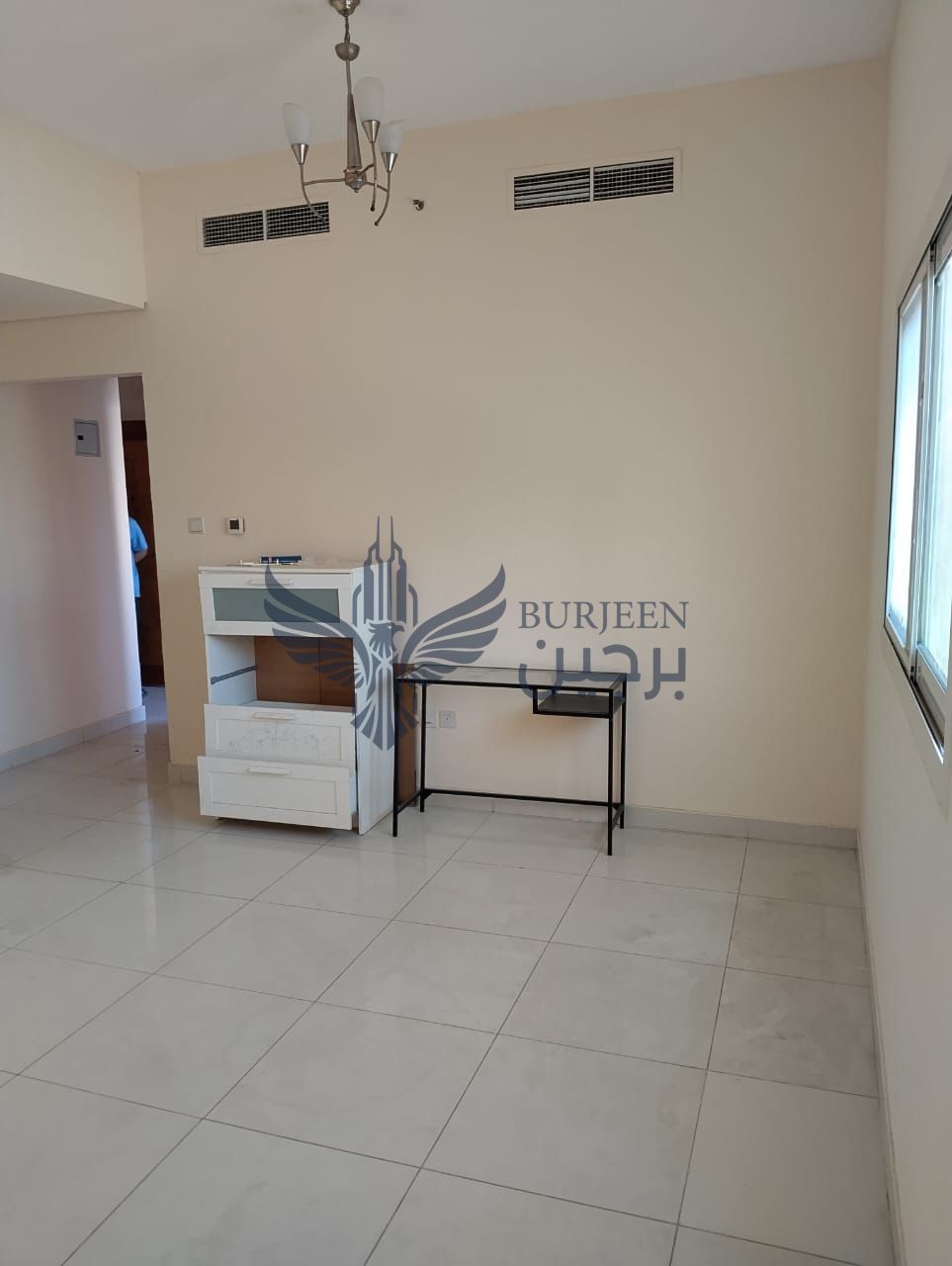 1 BHK WITH BALCONY 2 WASHROOM CLEAN BEAUTIFUL APARTMENT RENT 33K