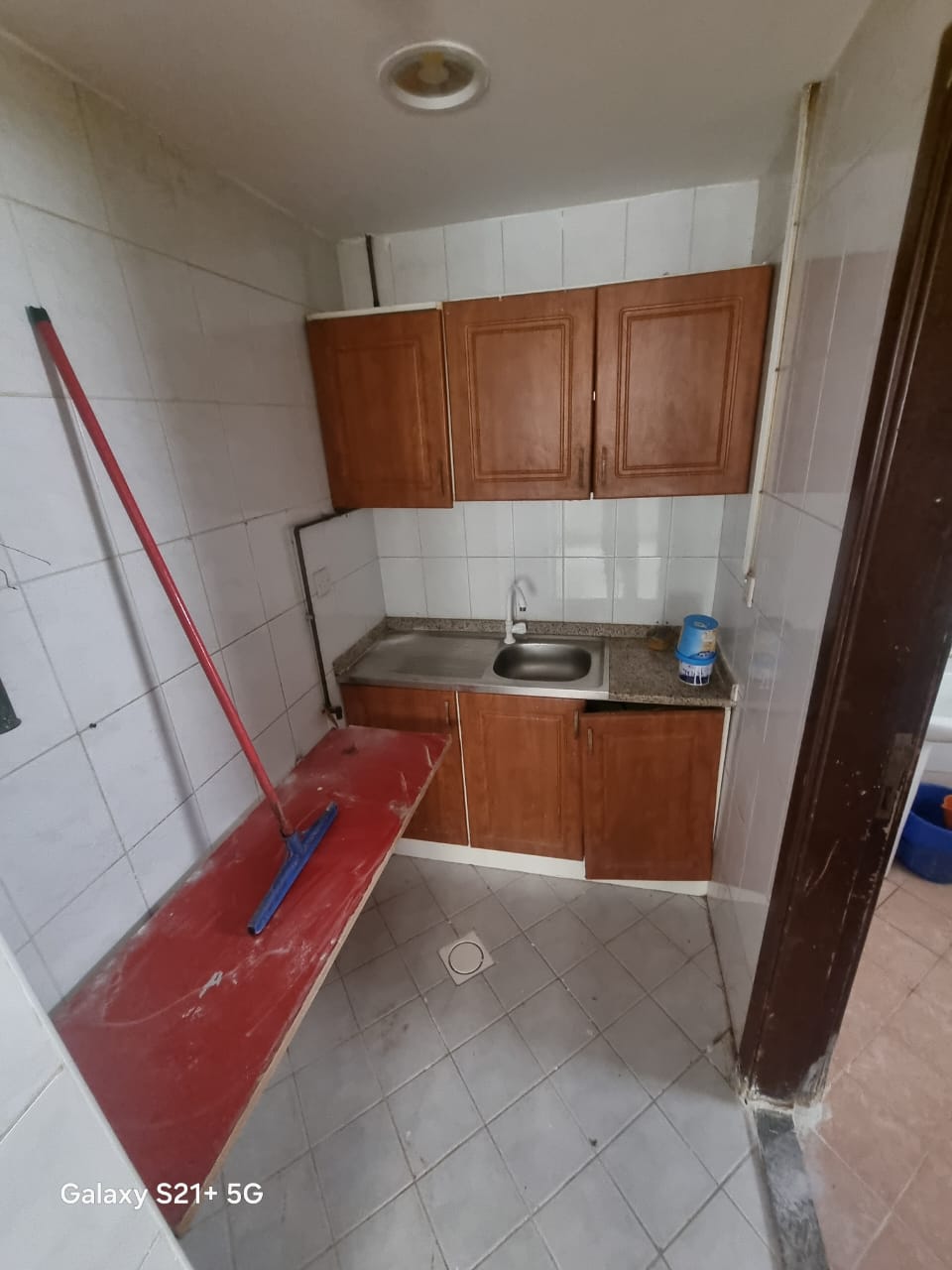 For BACHELORSAND Annual Rent In Sharjah