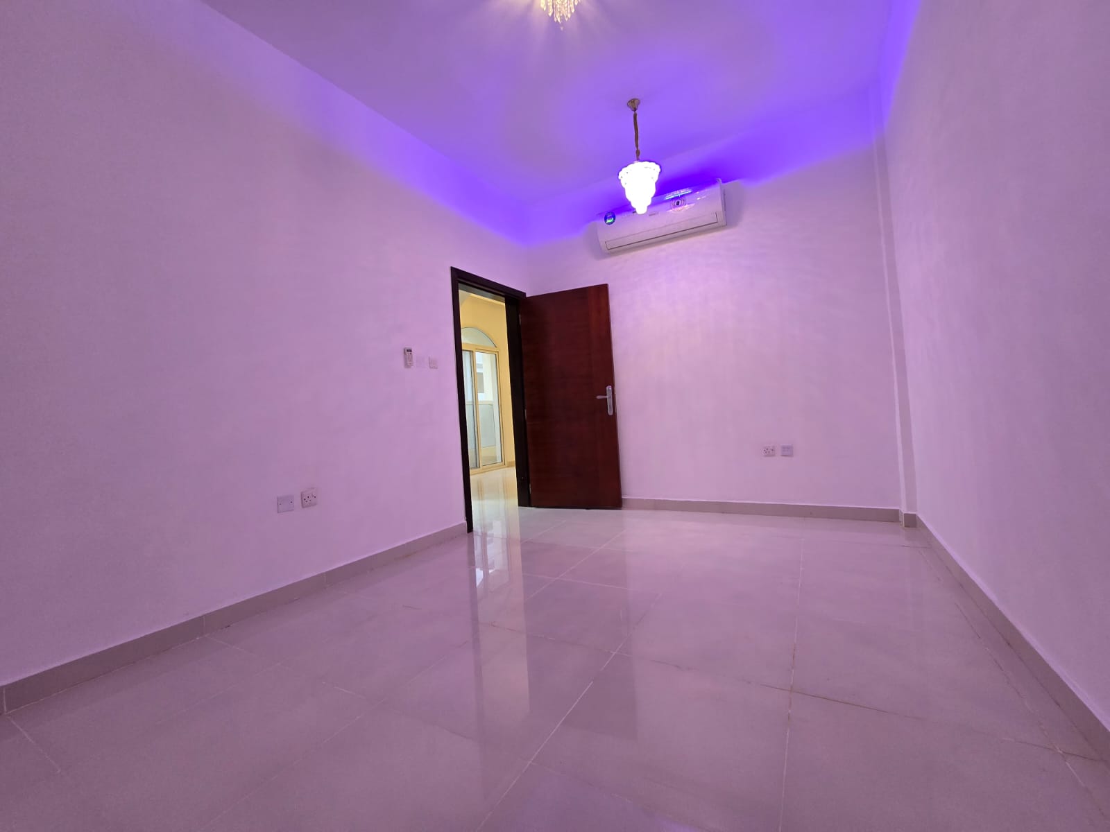 33,000 AED Annual Rent – 2 Bedroom Apartment with Living Room Al Alia – Behind Al Bayt Al Muttahid, near Mohammed Bin Zayed Exit Ideal apartment