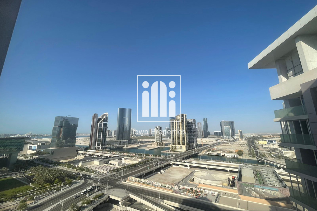 Fully Furnished | 1BR Apartment | Pool View |