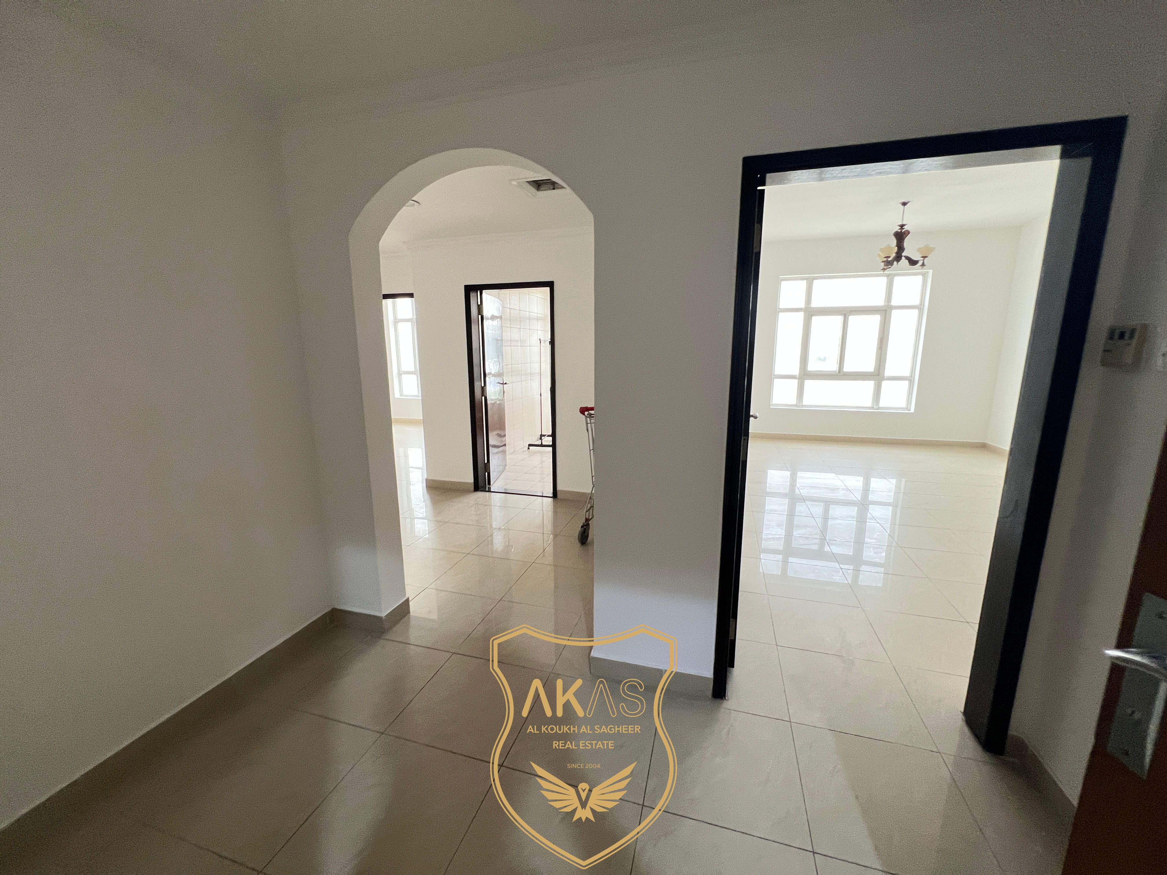 Spacious & Well-Maintained 2BHK Apartment for Family – Al Qulayaa, Near Sharjah Beach