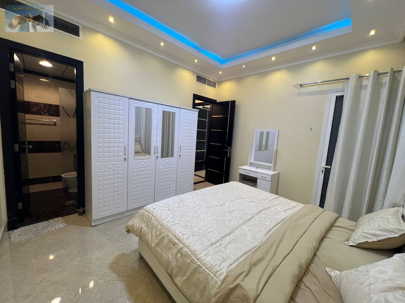 A distinctive furnished apartment for rent in Ajman, featuring an elegant design and a prime location offering comfort. This three-bedroom apartment w