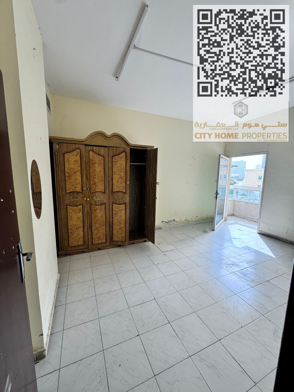 Lowest price for a 2BHK apartment in AlRashisia3, located near Dubai and Sharjah exits and close to all essential services. Spacious layout in a prime