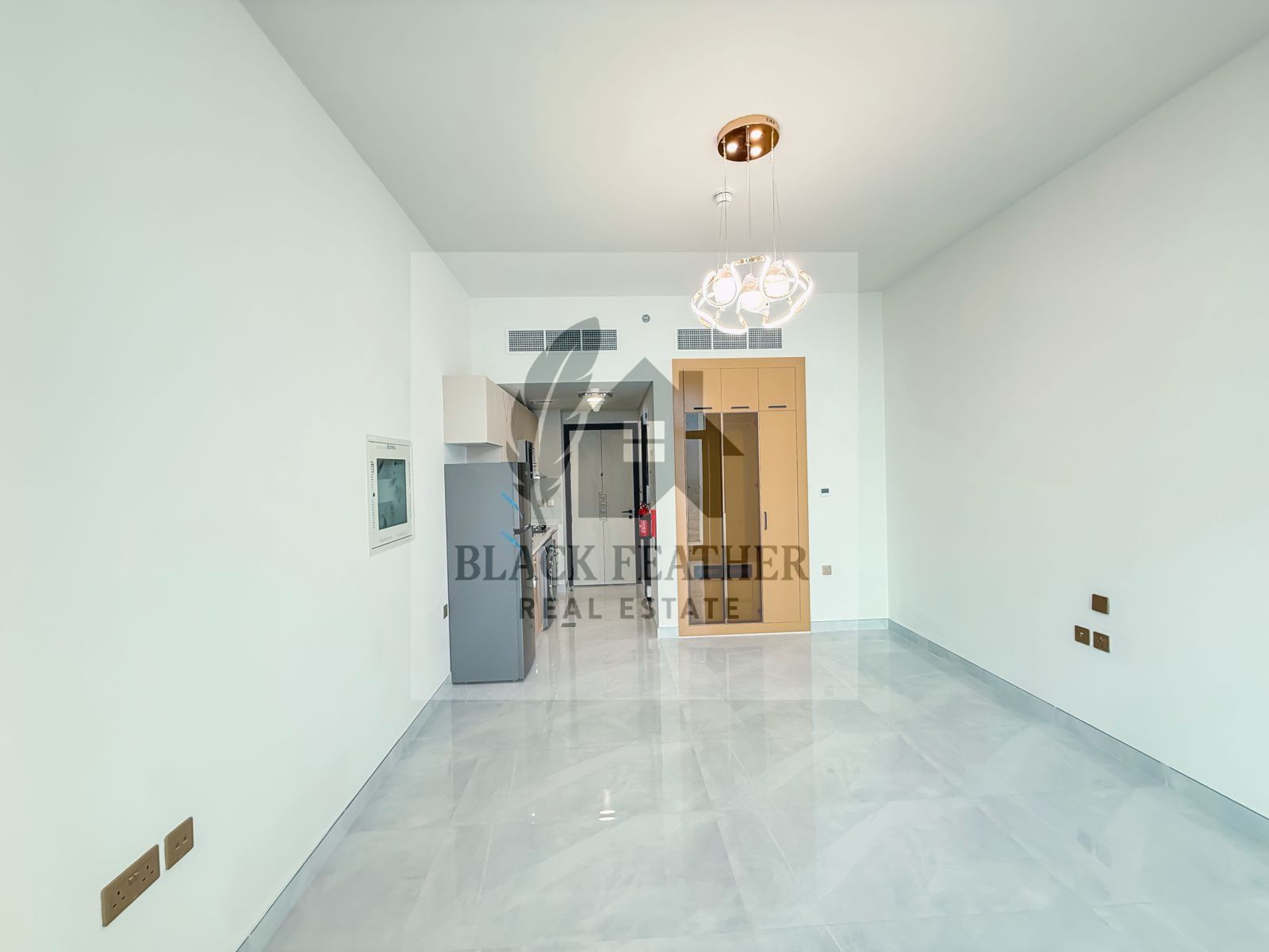 BRAND NEW STUDIO/ HIGH FLOOR/ READY TO MOVE IN