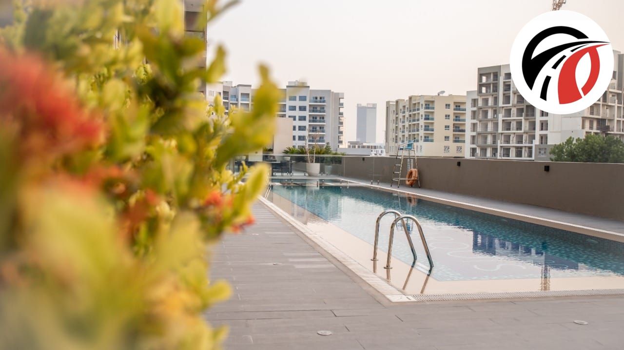 Spacious 2bhk with fully fitted kitchen appliances/ prime location/ center of arjan/ 115k
