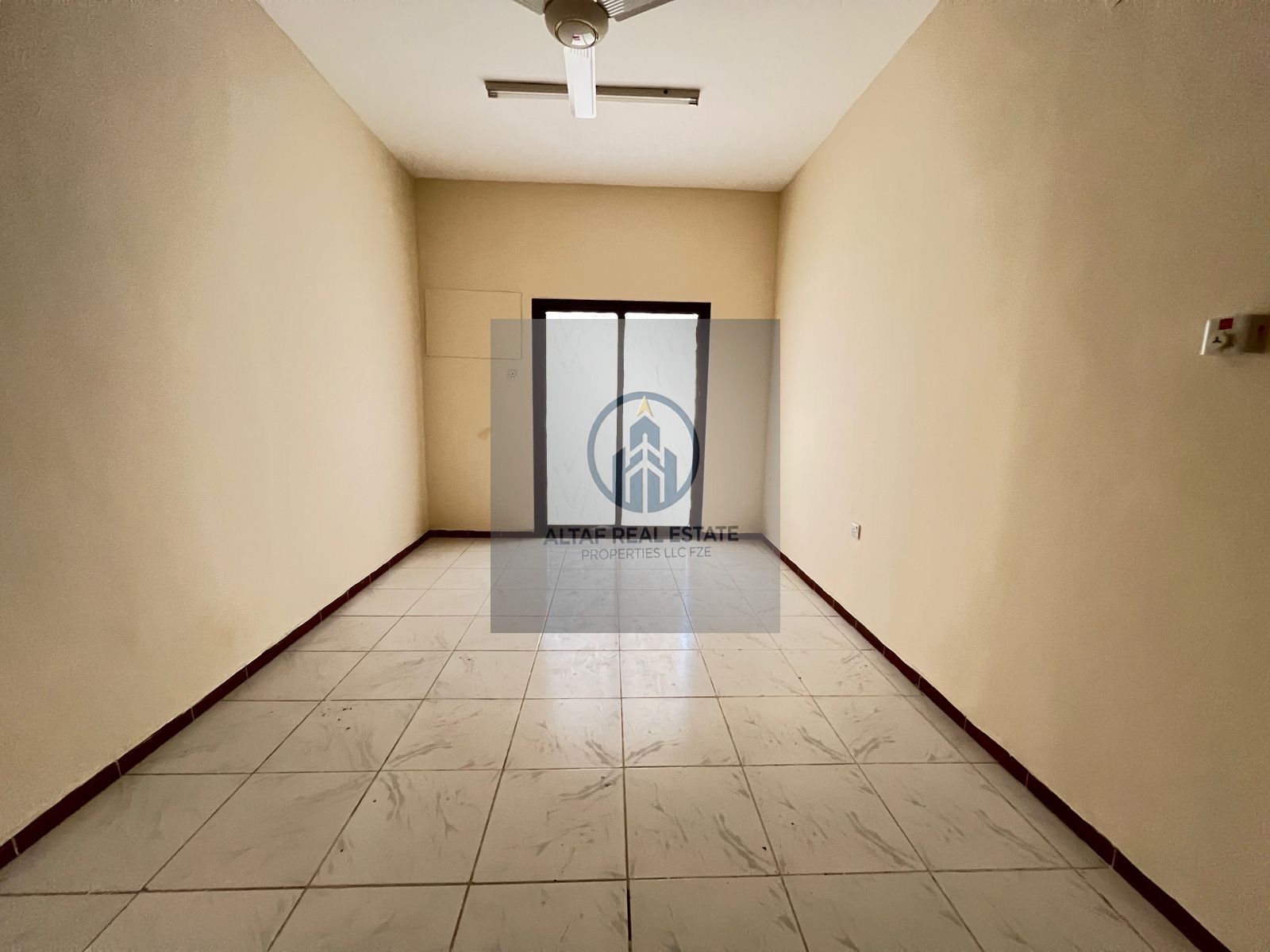 Big 2BHK With Balcony Near Lulu Butina Ready to Move