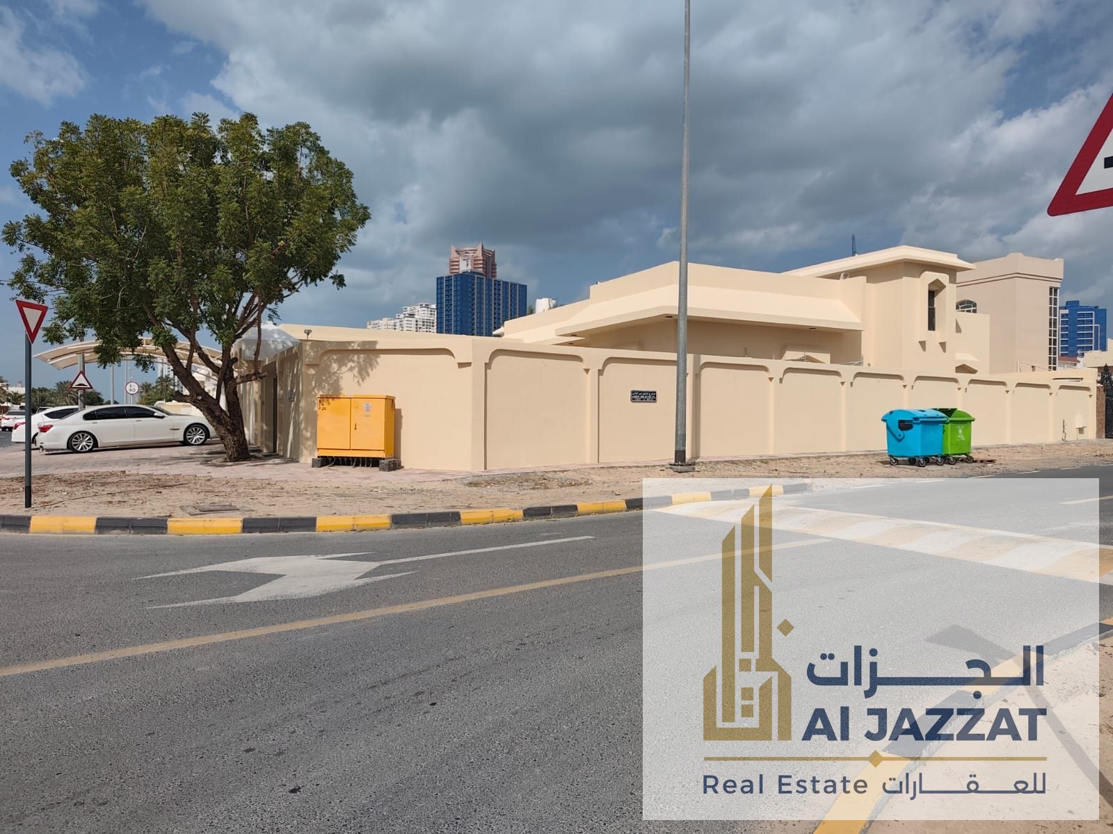Fully renovated corner villa for rent in Al Nakheelat area, Sharjah