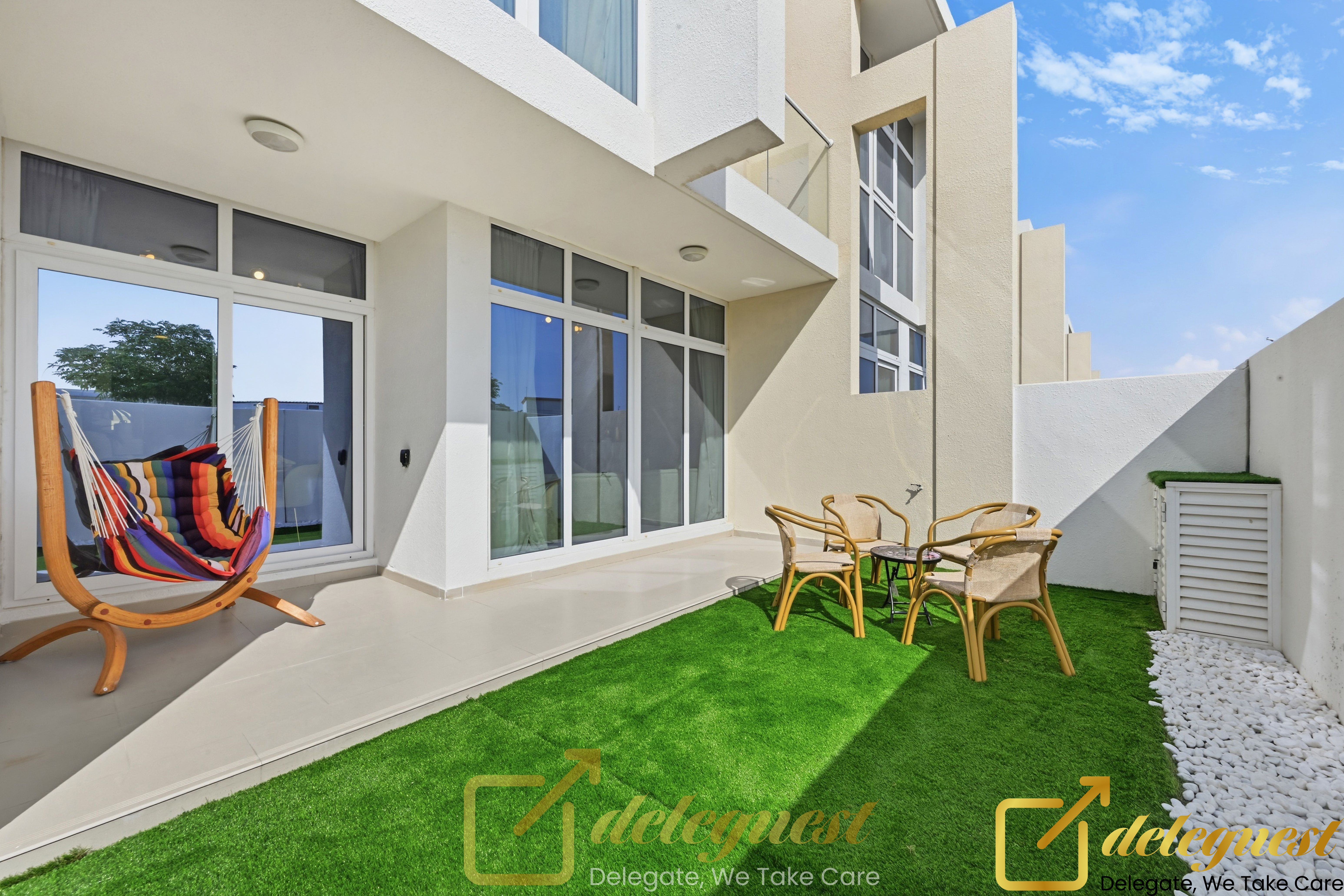 Contemporary 3BR Villa in DAMAC Hills 2