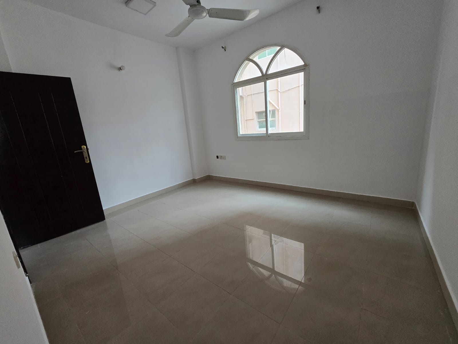One bedroom and living room, second occupant in Al Rawda, near Sheikh Ammar Street, for annual rent