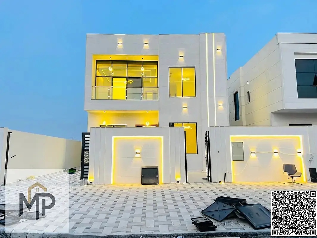 A villa with high-end finishes and a price that includes fees, featuring a smart layout that achieves maximum privacy.
