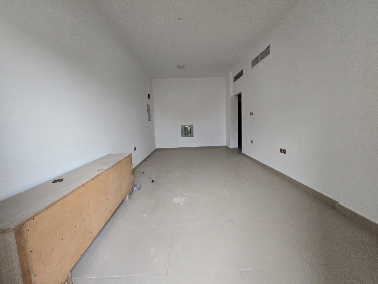 A golden opportunity – a two-bedroom apartment with a balcony and stunning views in Al Muwaihat 3, Ajman. Book your unit now before it's too late!