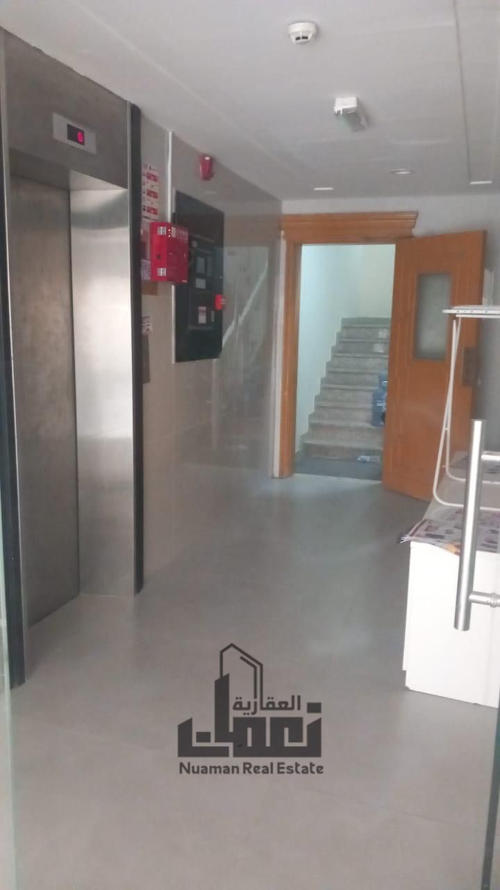 Investment building for sale in Muwaileh, Sharjah with ground plus three floors including residential units and retail shops : 0/150
