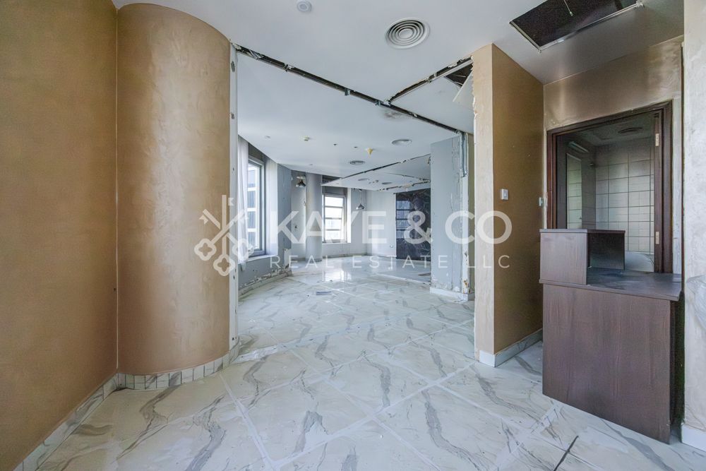Spacious Office | Vacant | Expandable Unit