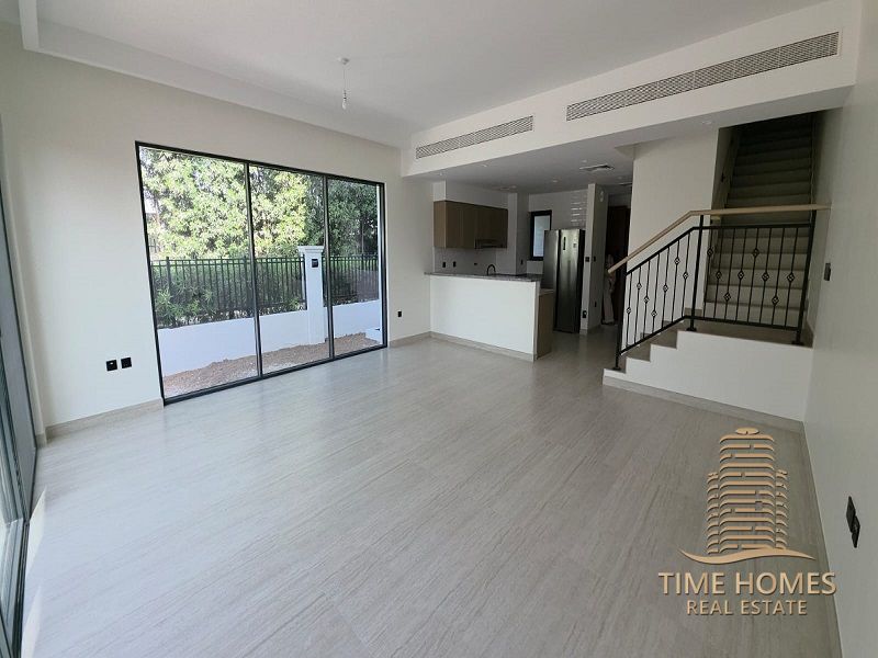 Huge Corner Plot l Corner Unit | Ready To Move
