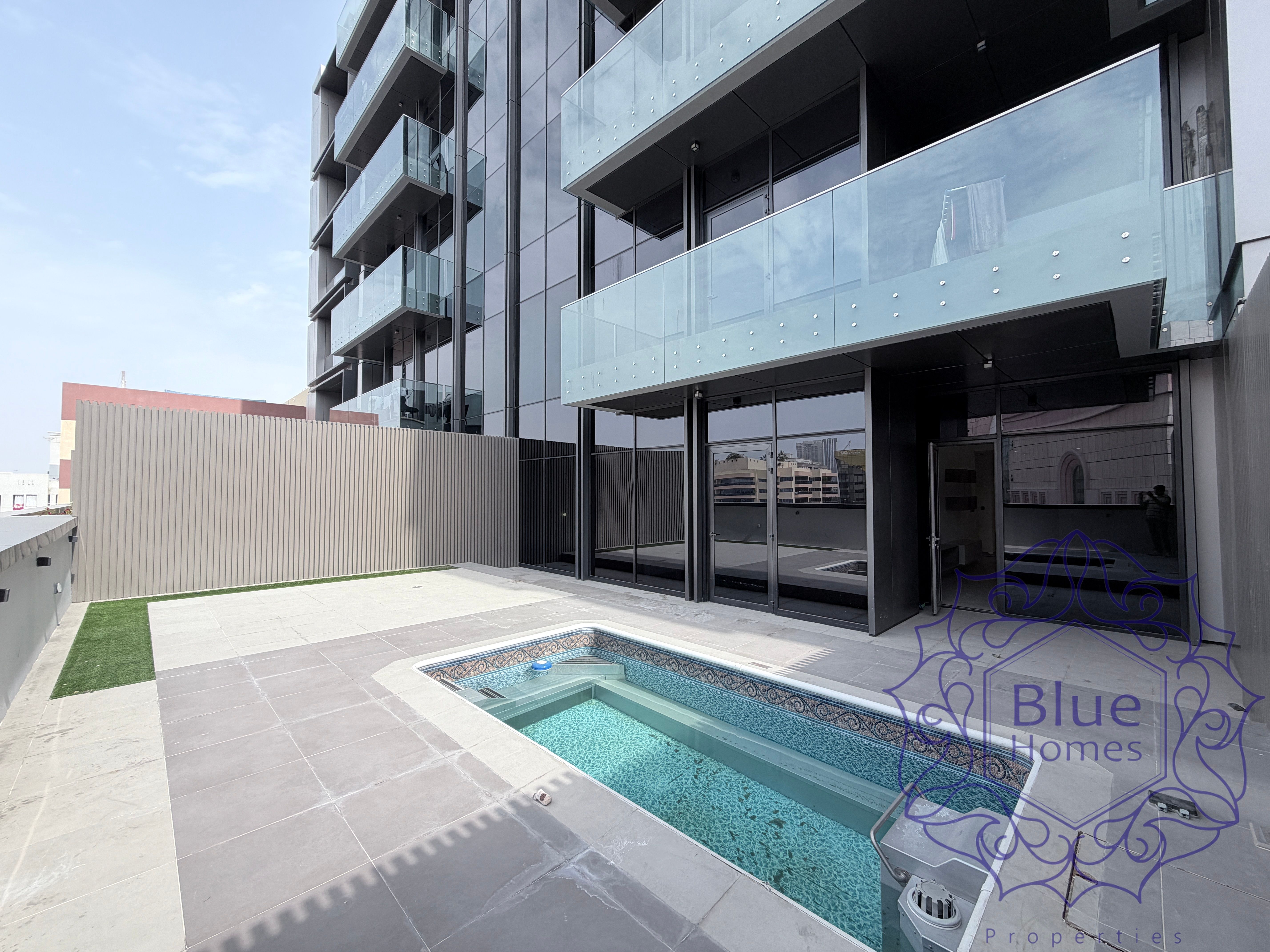 2 Bhk | with made room | new building | gas free