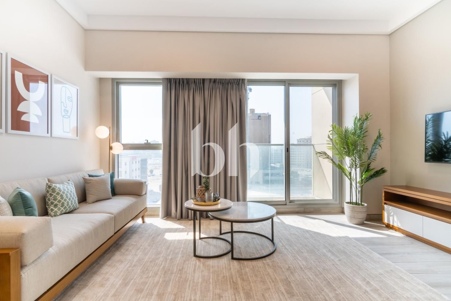 Pay Up To 12 | Furnished unit incl. Wi-Fi, Chiller