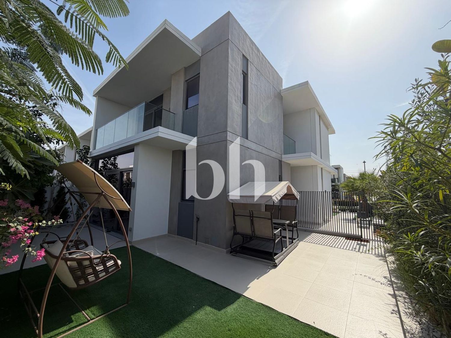 Private Garden | Pool Backing | Upgraded | AMC Inc