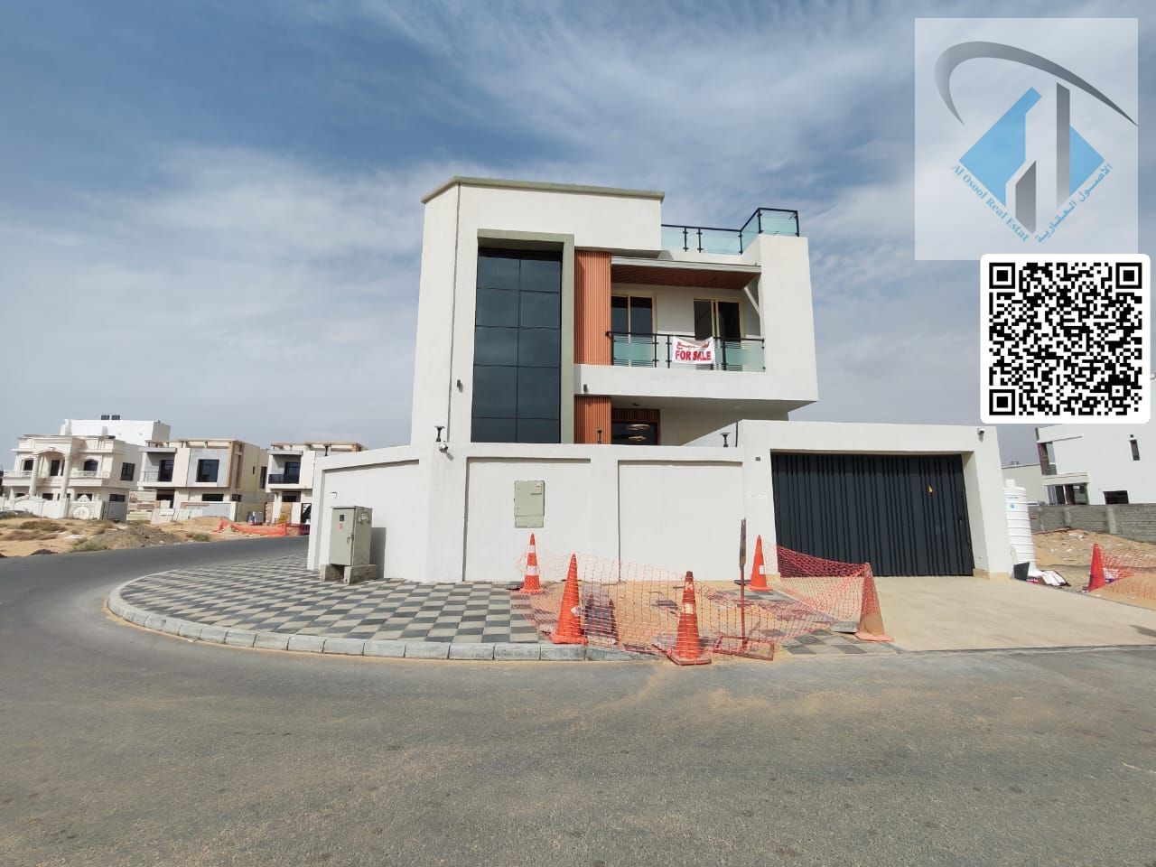 Villa for sale, registration fees included for services such as electricity, water, and air conditioning.