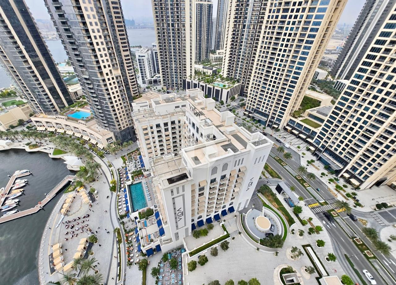 Prime Community | Spacious | Furnished | Vacant