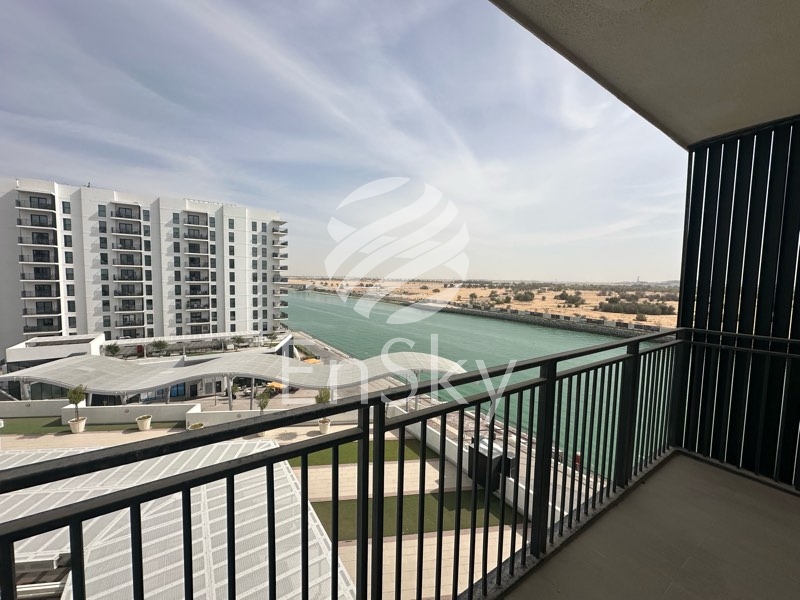 Elegant 1BR | Full Canal View | Mid floor