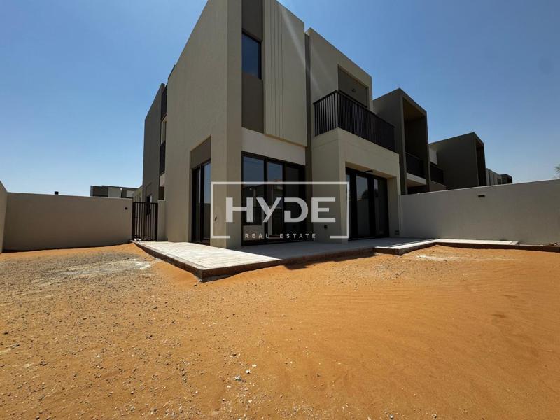 Single Row | 4 Bed + Maid | Brand New Unit