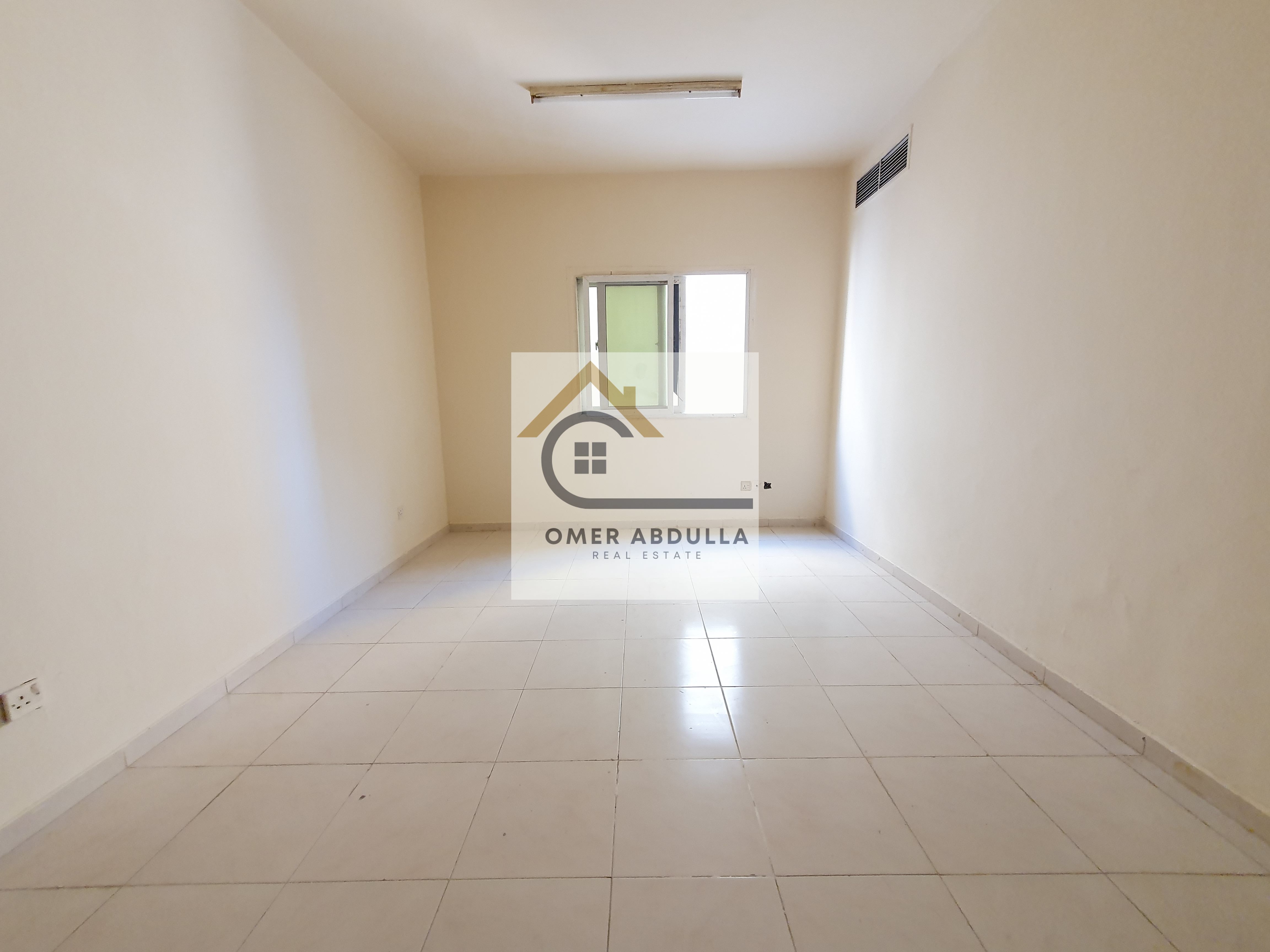 LAVISH BIG SIZE 1BHK ON ROAD BUILDING IN MUWAILEH