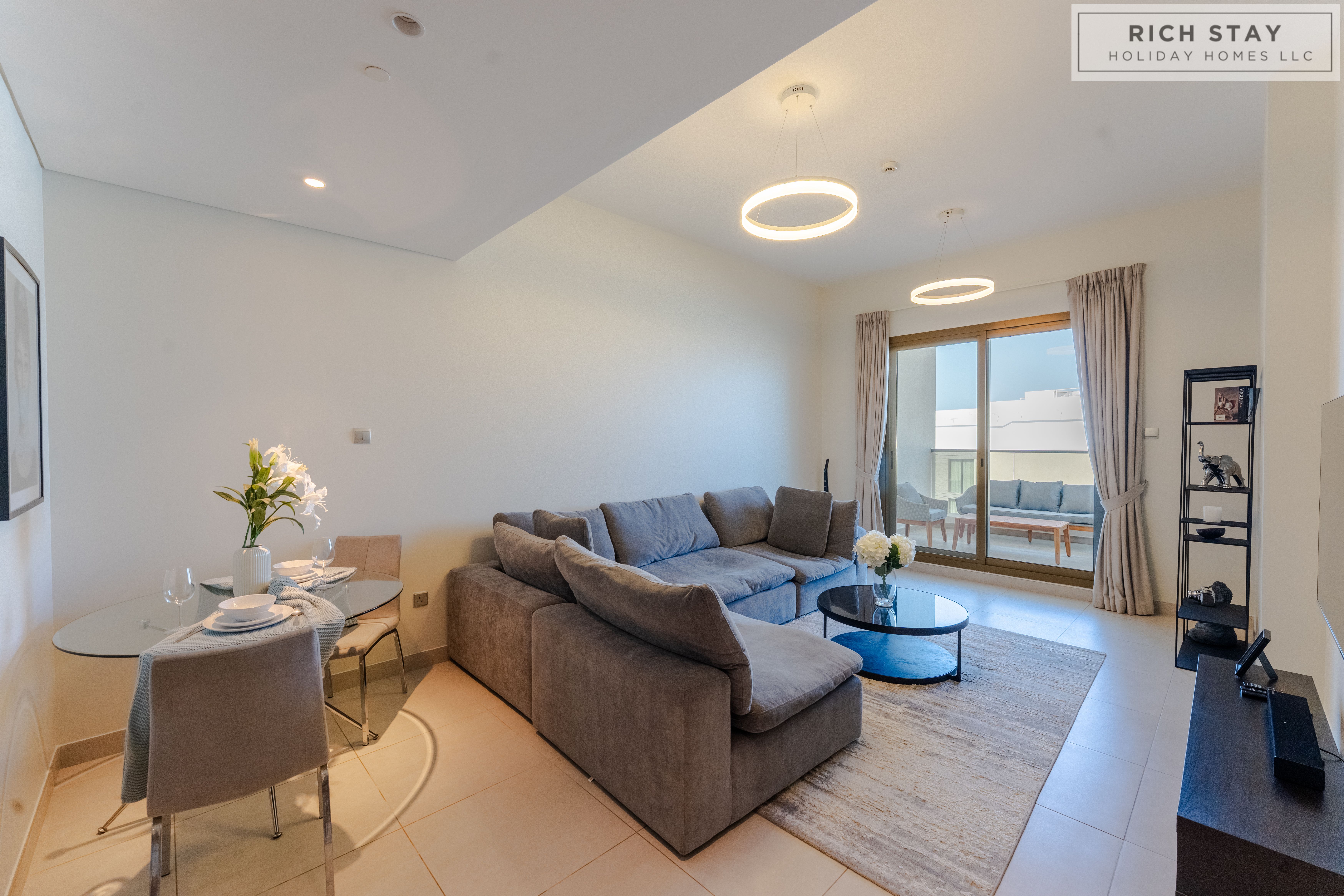 Sway Retreat: 1BR Apartment with Burj Khalifa View