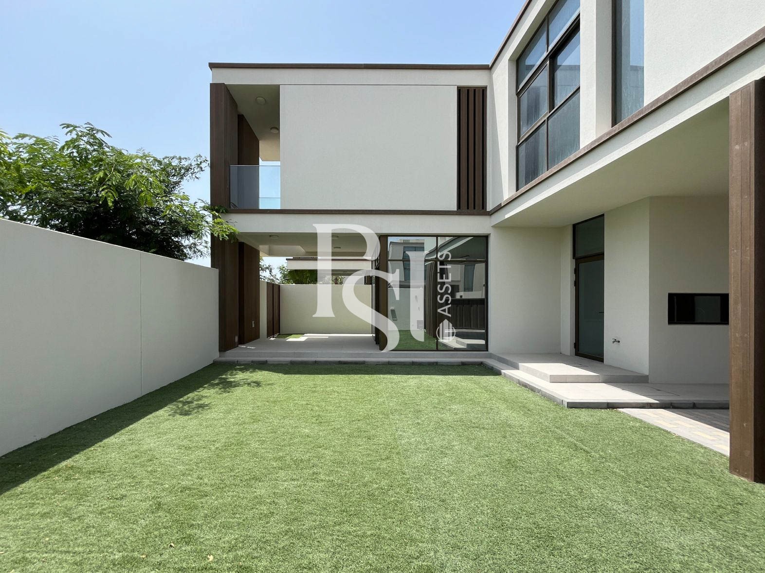 Terrace & Balcony | Elegant Townhouse | Luxury Living