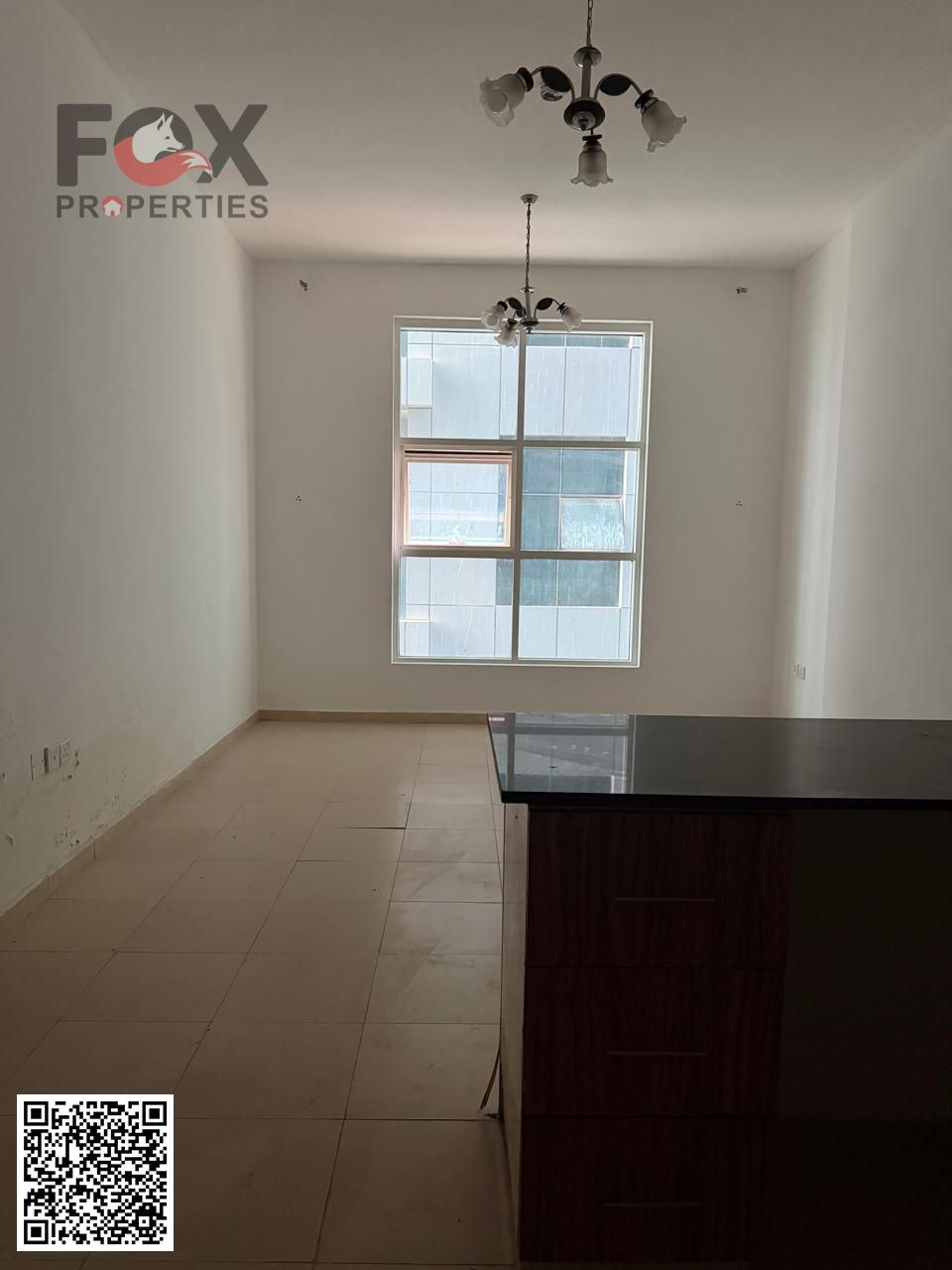 In the heart of Ajman | Close to all amenities | Easy access to Dubai | With private parking