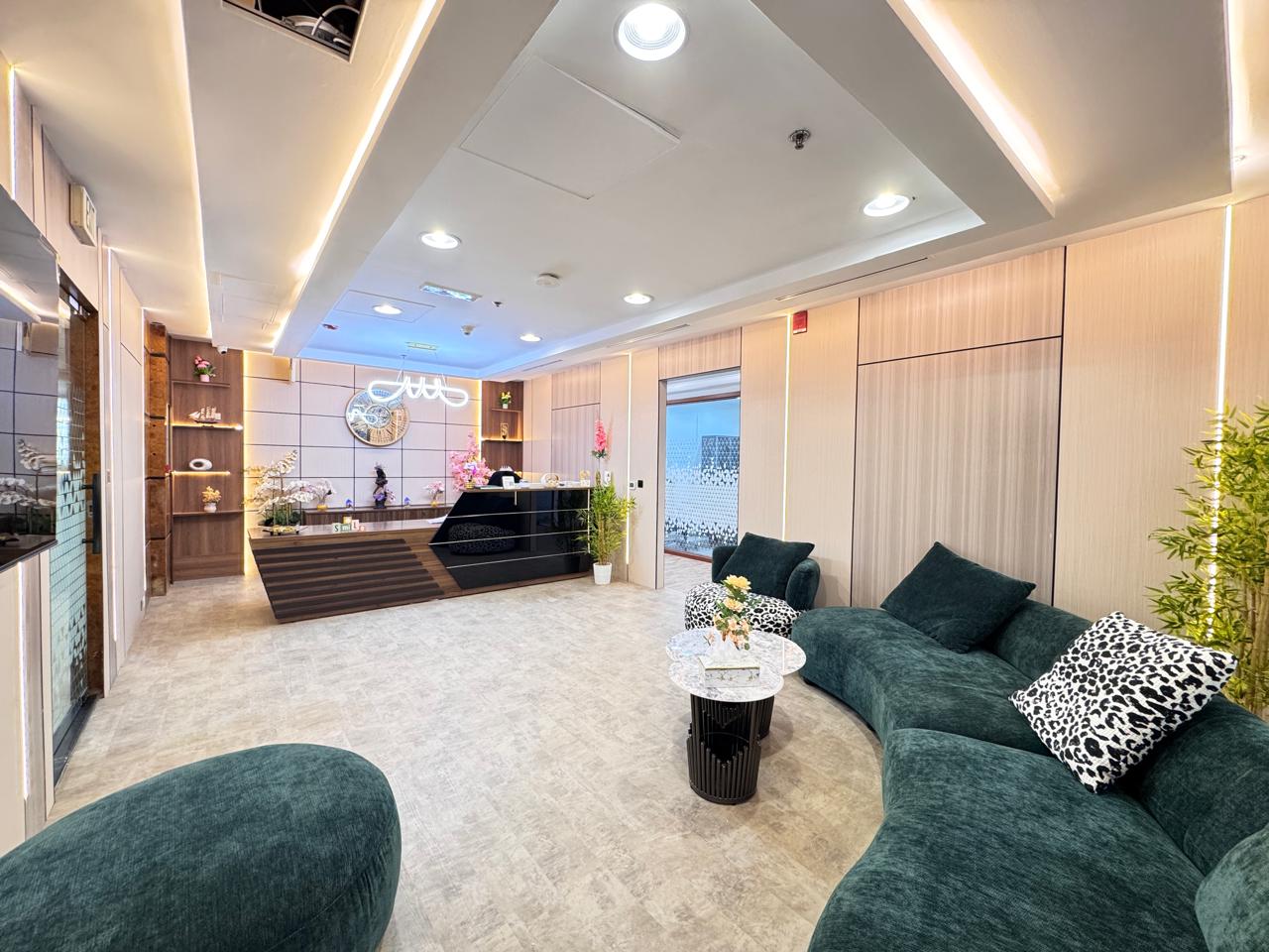 High Floor | Canal View |Full Facilities