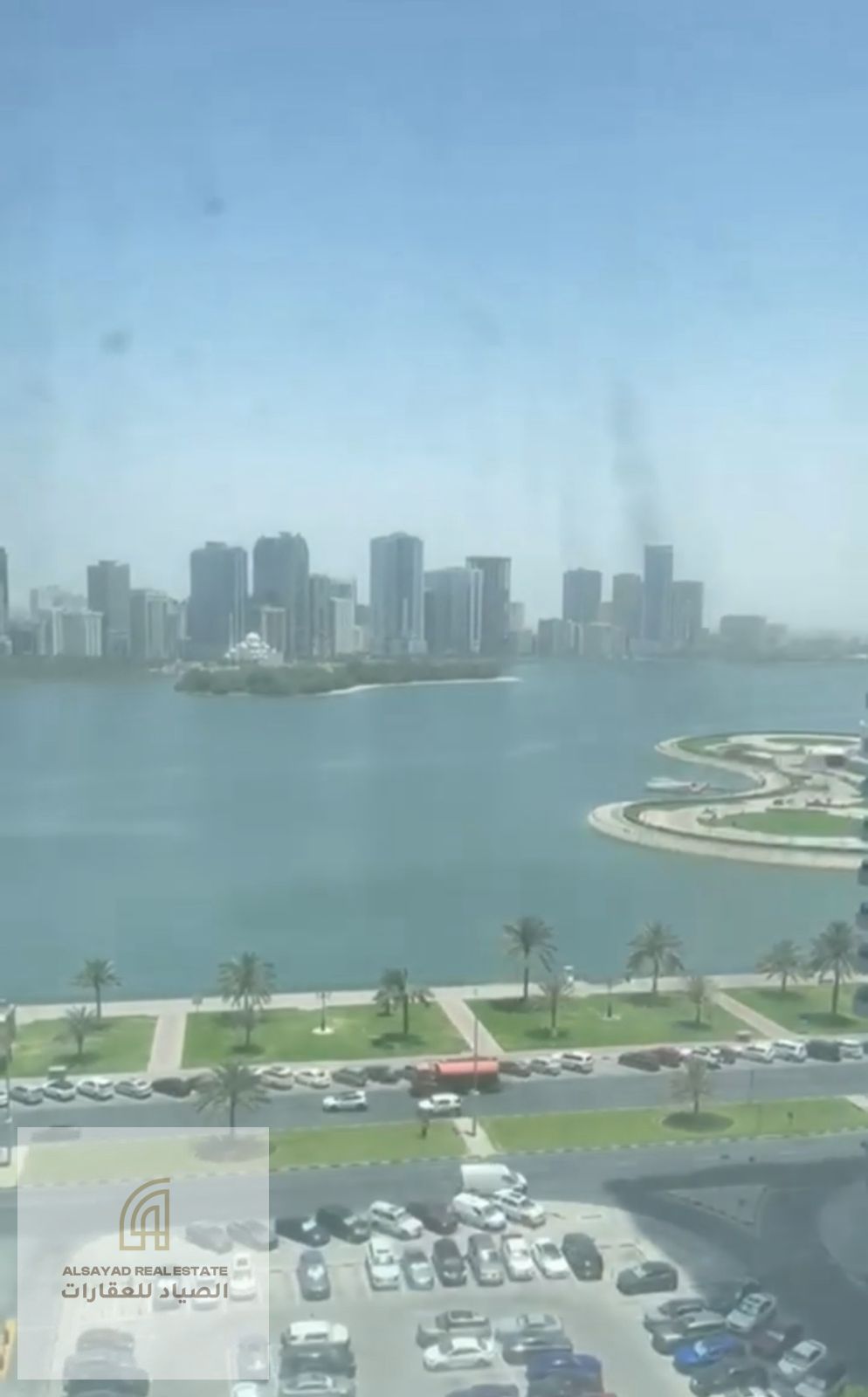 Al Majaz 3 overlooking Khalid Lake