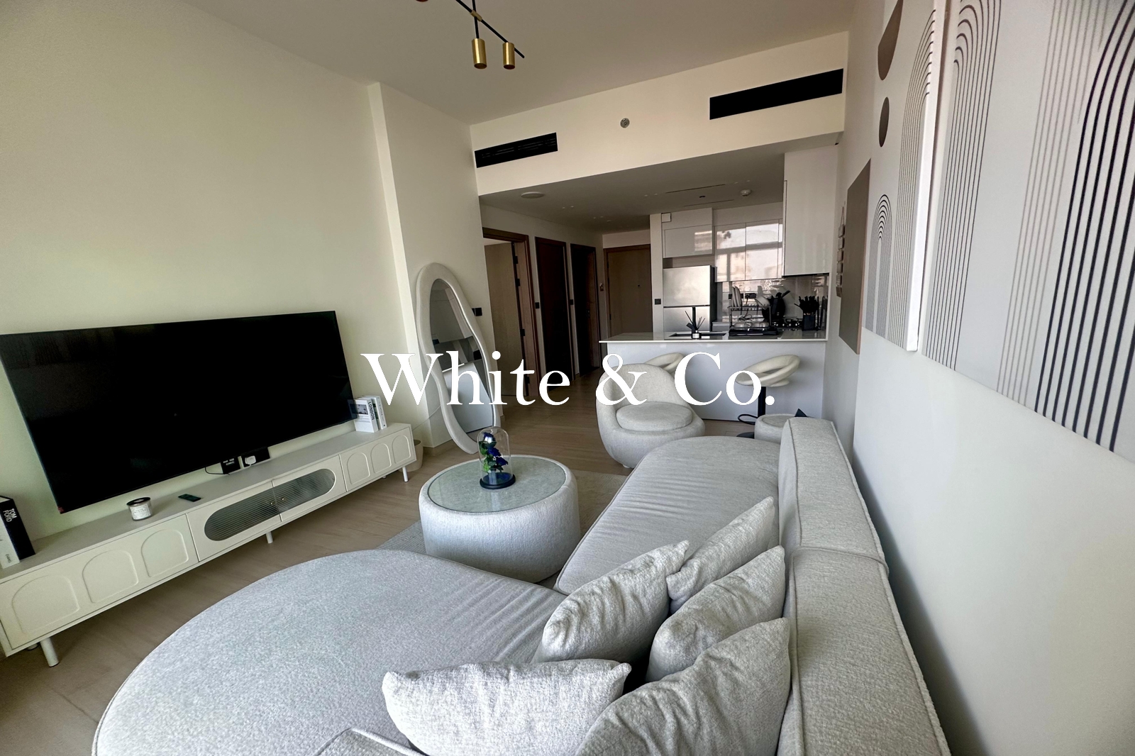 1 Bedroom | Fully Furnished | 12 Cheques