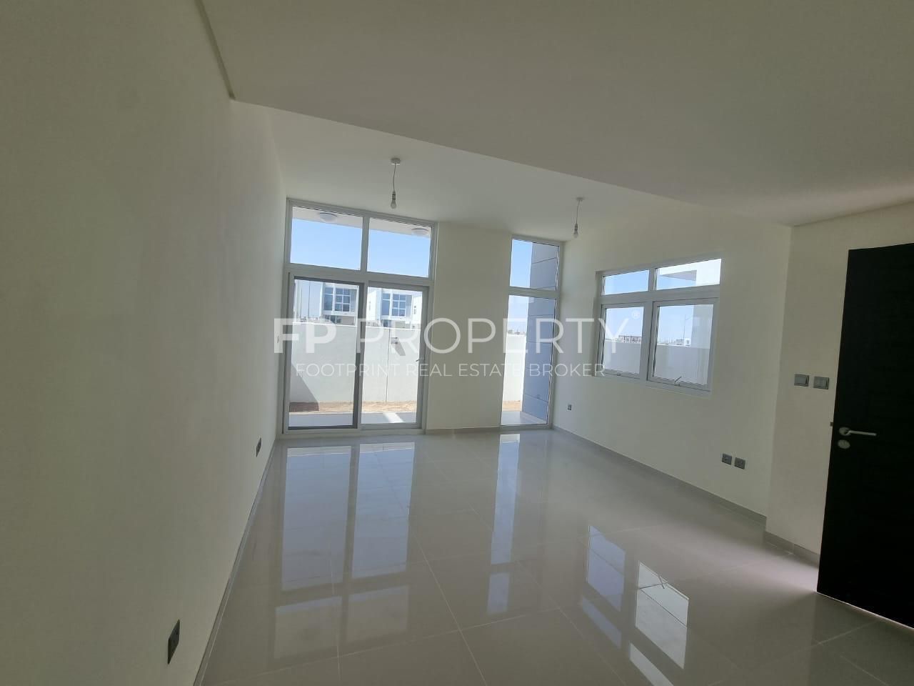 Vacant Soon | Single Row | Maid Room